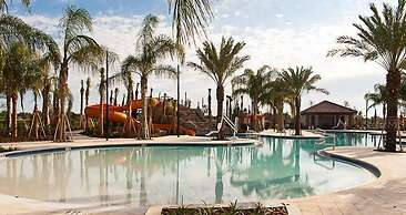 4606 TD - 5BR Townhome Marvel: Private Pool