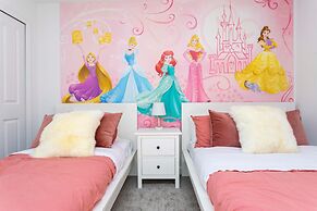 4379 SL- Enchantment 4BR Townhome With Pool