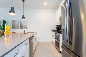 4379 SL- Enchantment 4BR Townhome With Pool