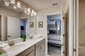 8908 CC - 5BR Luxury Home: Private Pool