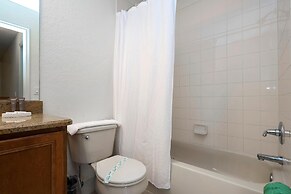 3132 CA - Charming Townhome Retreat