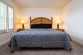 3132 CA - Charming Townhome Retreat