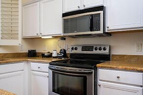 3132 CA - Charming Townhome Retreat