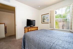 3132 CA - Charming Townhome Retreat