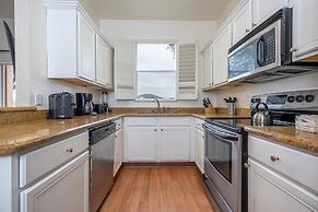 3132 CA - Charming Townhome Retreat