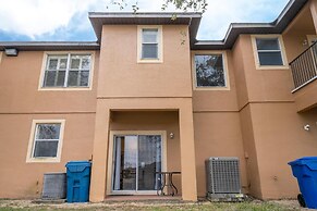 3132 CA - Charming Townhome Retreat