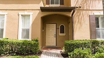 3132 CA - Charming Townhome Retreat