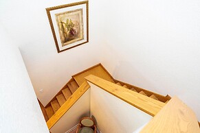 3132 CA - Charming Townhome Retreat