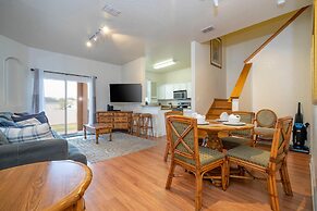 3132 CA - Charming Townhome Retreat