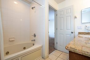 3132 CA - Charming Townhome Retreat