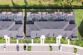 8967 CC - Cozy 5 Bed Home With Private Pool