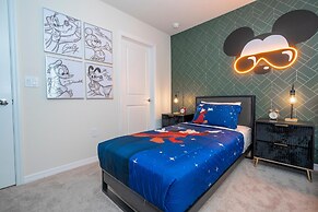 4446 KR - 7BR Luxury Villa Opulent Oasis