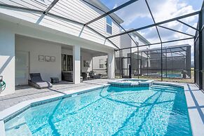 4446 KR - 7BR Luxury Villa Opulent Oasis