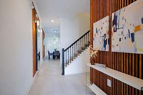 2489 RT - Ultimate Townhome Oasis With Pool