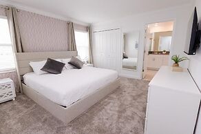 2489 RT - Ultimate Townhome Oasis With Pool