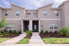 2489 RT - Ultimate Townhome Oasis With Pool