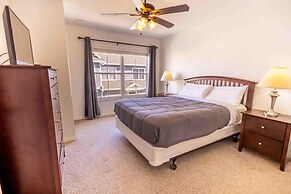 4562 YR - Amazing 4 Bed Private Getaway