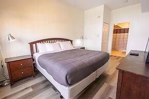 4562 YR - Amazing 4 Bed Private Getaway