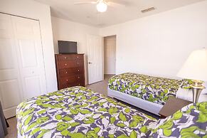 4562 YR - Amazing 4 Bed Private Getaway