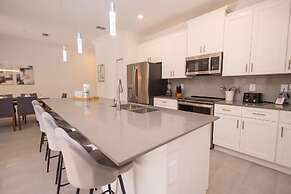 2541 RT Ultimate Family Adventure 4 Beds