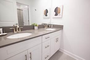 2541 RT Ultimate Family Adventure 4 Beds