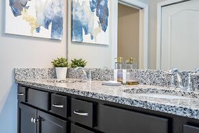 8822 GC - Fabulous 5BR Townhome: Pet Friendly