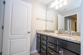 8822 GC - Fabulous 5BR Townhome: Pet Friendly