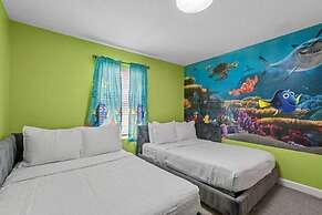 5021 WA - Stunning Townhome With Private Pool