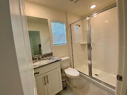 8949 CB - Exquisite Luxury Home With Pool Retreat