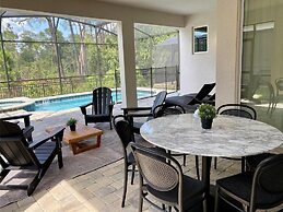 8949 CB - Exquisite Luxury Home With Pool Retreat