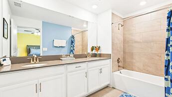 1152 KS - Champions Bliss: 5-bed Marvel, Princess