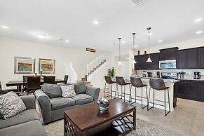 2027 MD - Windsor Westside Tranquil Haven