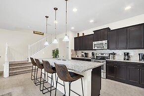 2027 MD - Windsor Westside Tranquil Haven