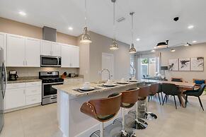 2652 SS - Enchanted 4-bedroom Disney Haven