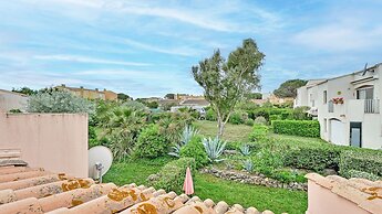Garden-view Beach Escape