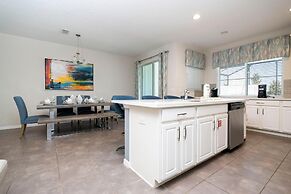 1543 CP - Opulent 4BR Townhome: Private Pool, Solara Resort