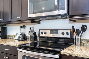 510 BS - 5BD Elegant Escape: Private Haven