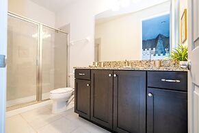 510 BS - 5BD Elegant Escape: Private Haven