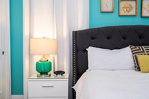 510 BS - 5BD Elegant Escape: Private Haven