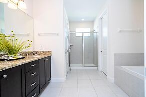 510 BS - 5BD Elegant Escape: Private Haven