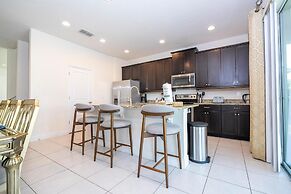 510 BS - 5BD Elegant Escape: Private Haven