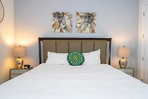 510 BS - 5BD Elegant Escape: Private Haven