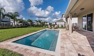 510 BS - 5BD Elegant Escape: Private Haven