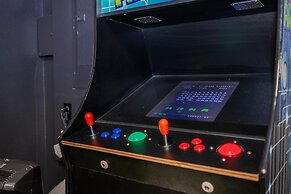 510 BS - 5BD Elegant Escape: Private Haven