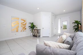 510 BS - 5BD Elegant Escape: Private Haven