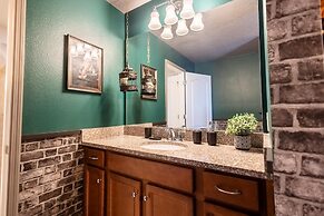 1643 LA - Luxurious Retreat Windsor at Westside