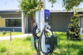 3258 SW - 3 Bedrooms The Hub Paradise