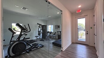 3258 SW - 3 Bedrooms The Hub Paradise