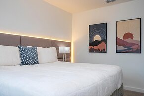 3258 SW - 3 Bedrooms The Hub Paradise