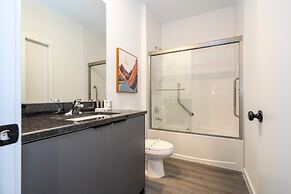 3258 SW - 3 Bedrooms The Hub Paradise